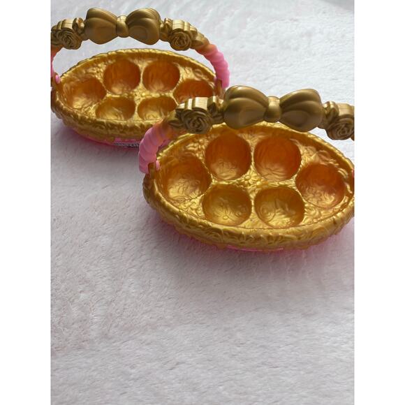 Lot of 2 Hatchimals Collectible Spring Egg Baskets CollEGGtibles! - Picture 1 of 5